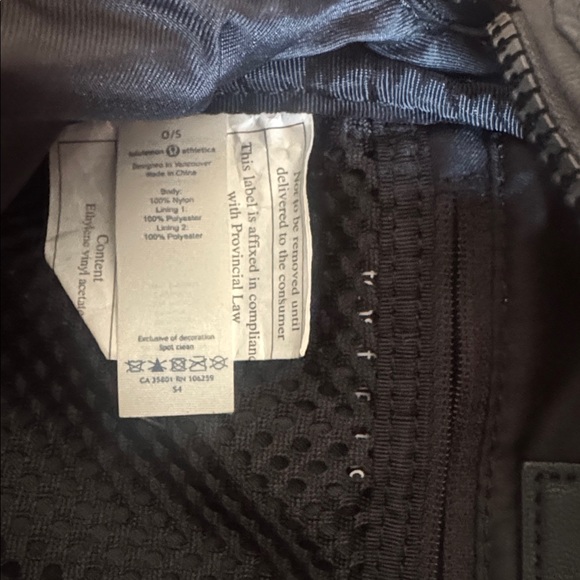 Lululemon Black nylon Belt bag/ Crossbody Bag - Picture 4 of 6